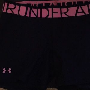 Medium Under Armour black pink compression shorts